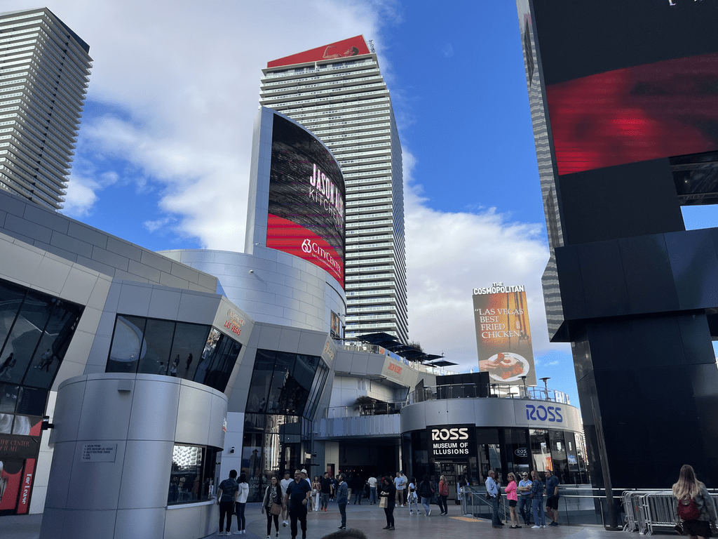 What Every Tourist Should Know About Using Cannabis in Las Vegas